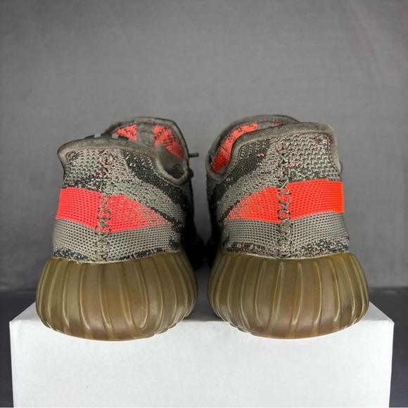 Adidas Yeezy Boost 350 V2 with Orange Stripe Size: 10 - Picture 4 of 9